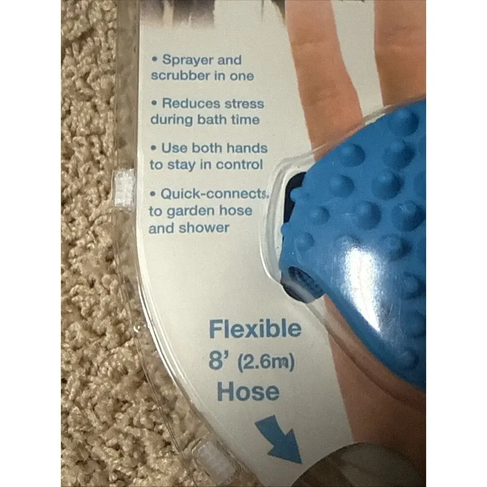 Aquapaw Dog Bath Brush Sprayer Scrubber Indoor/Outdoor NWT